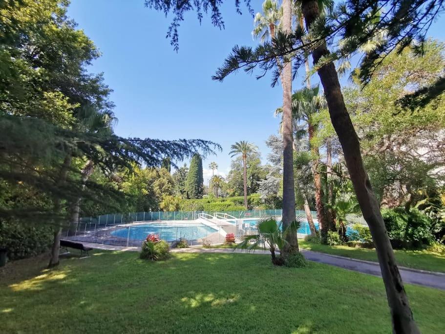2 Bedrooms Seafront Канны Экстерьер фото