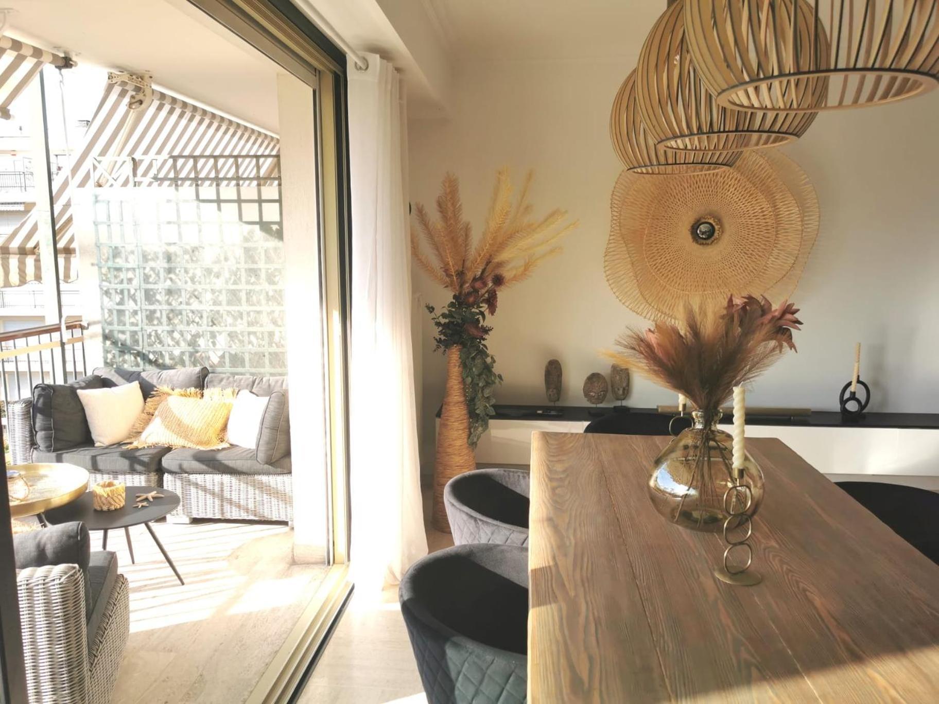 2 Bedrooms Seafront Канны Экстерьер фото