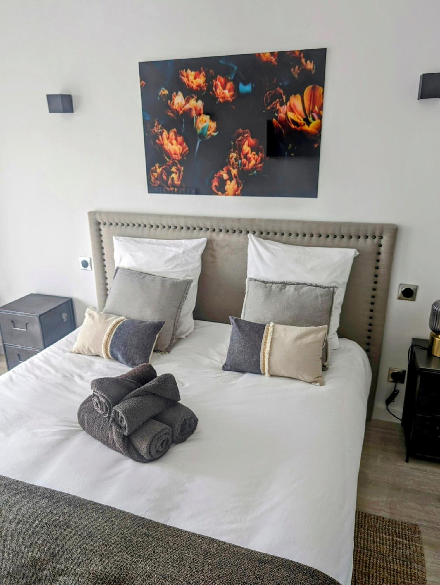 2 Bedrooms Seafront Канны Экстерьер фото